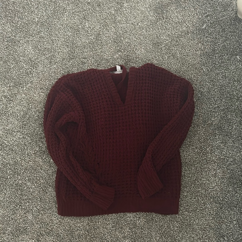 Red knitted sweater hoodie